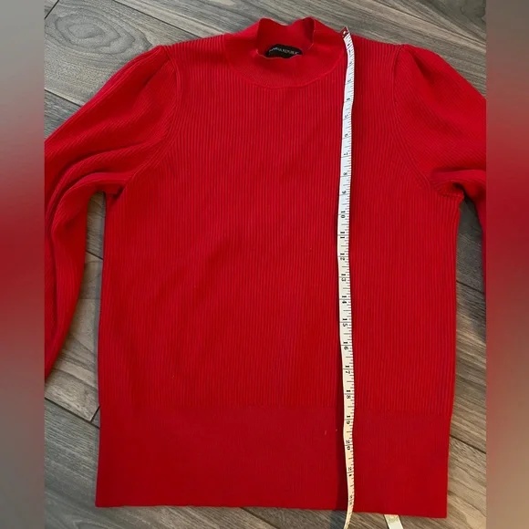 Valentine’s Sweater - Picture 3 of 4